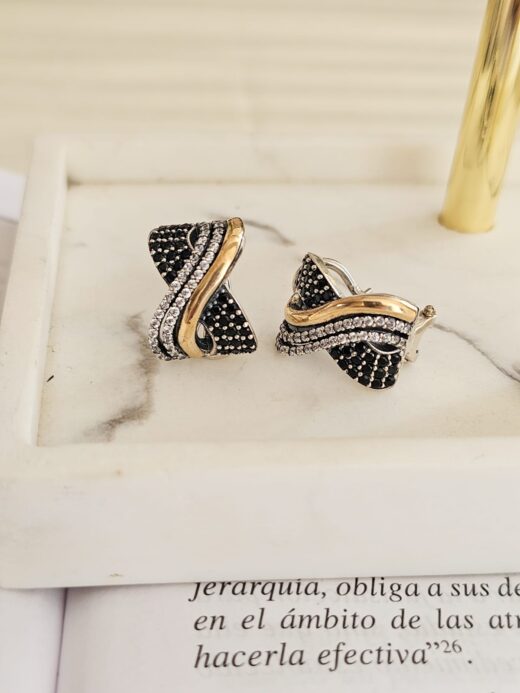 ARETE X BLACK