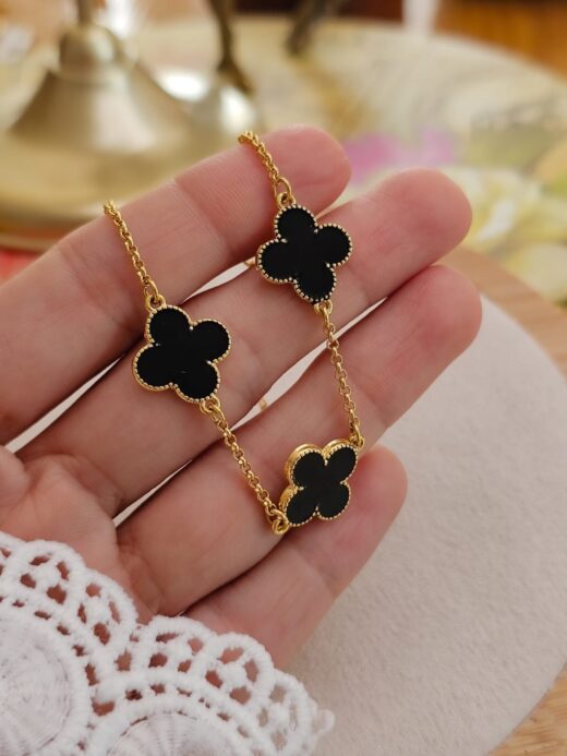 PULSERA TREBOL BLACK