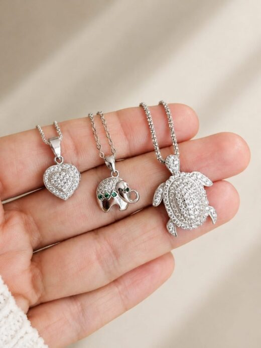 COLLARES VARIOS