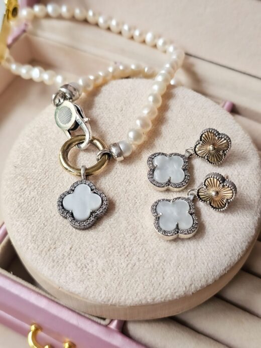 ARETES COLGANTES